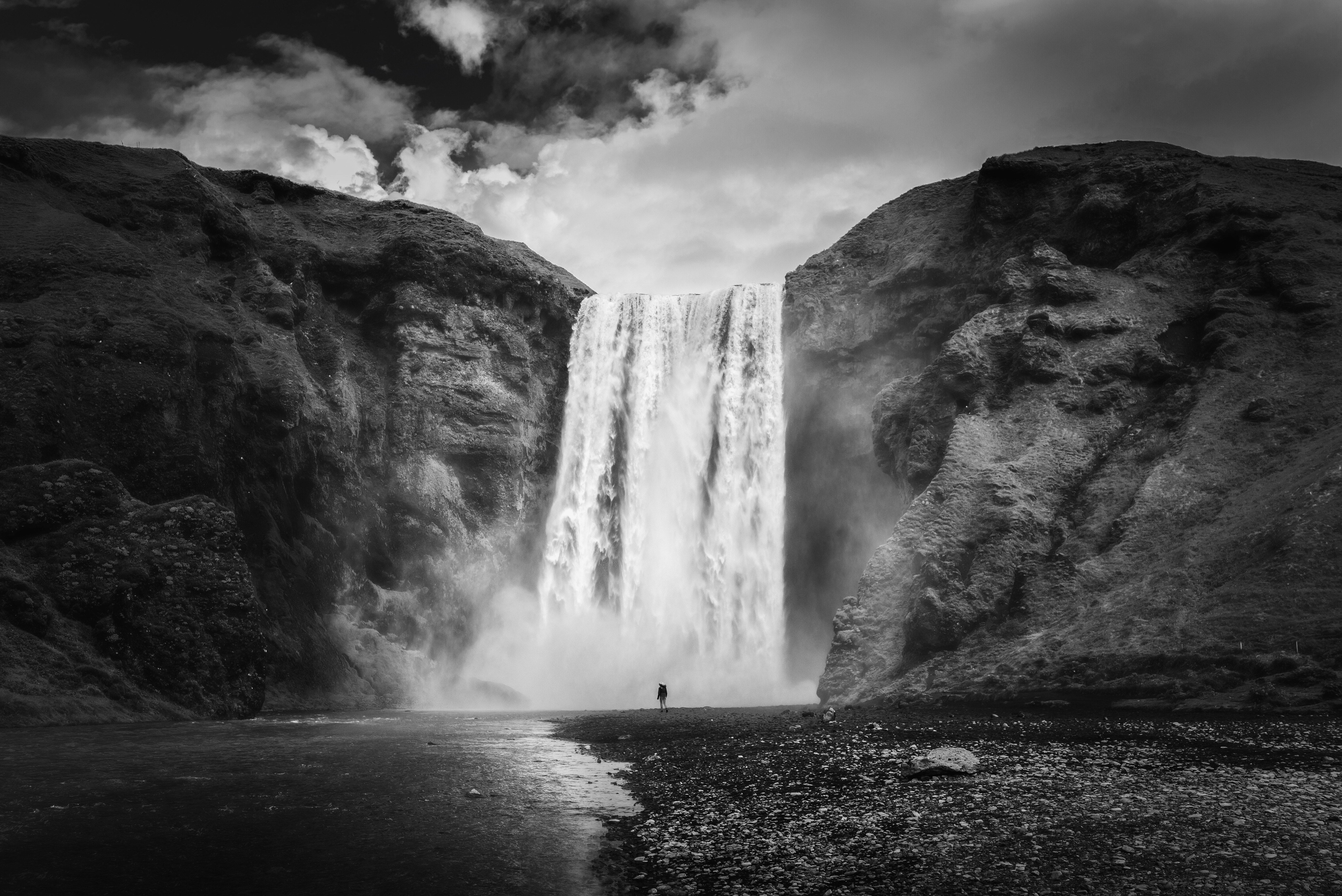 12-17 winner: Lee Deutsch, 17. Skogafoss Waterfall, Iceland