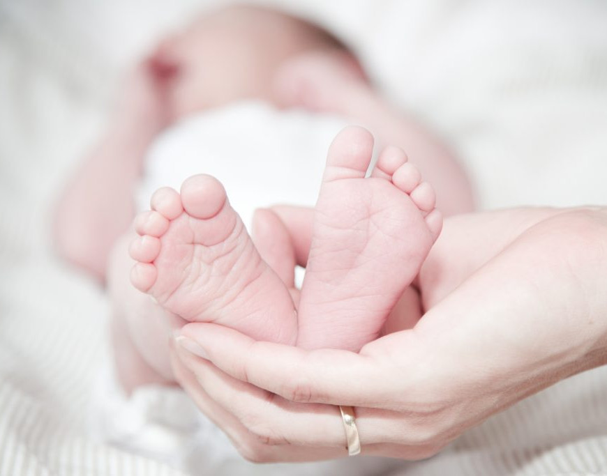 Maternity leave: Baby feet